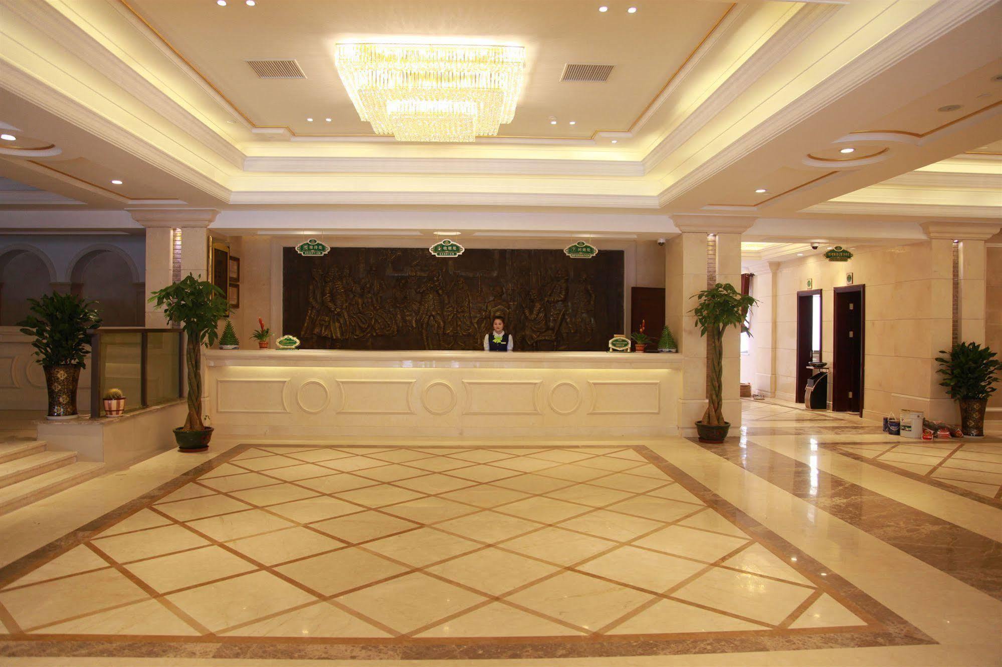 Vienna Hotel Shanghai Pudong Airport Esterno foto