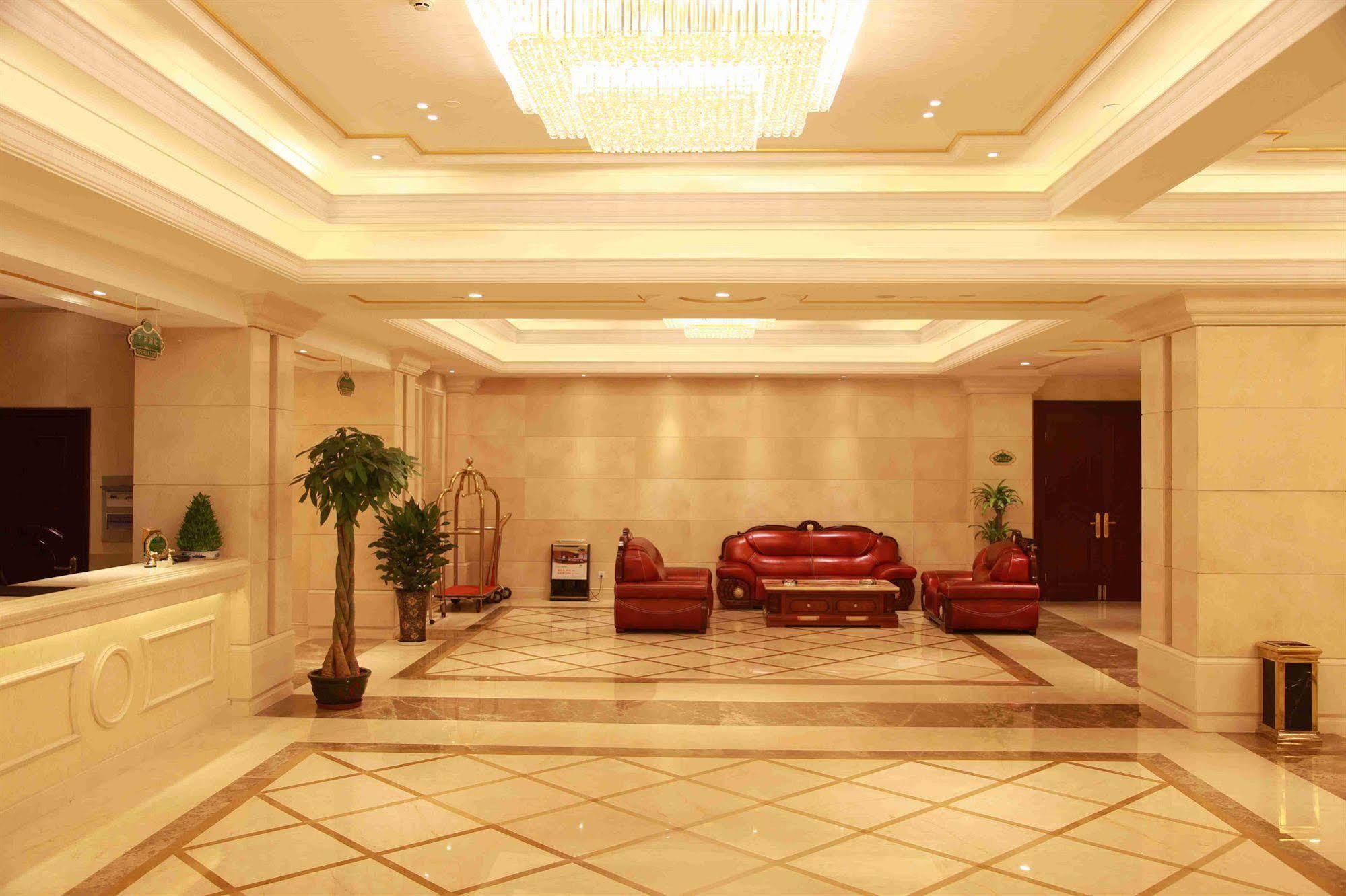 Vienna Hotel Shanghai Pudong Airport Esterno foto
