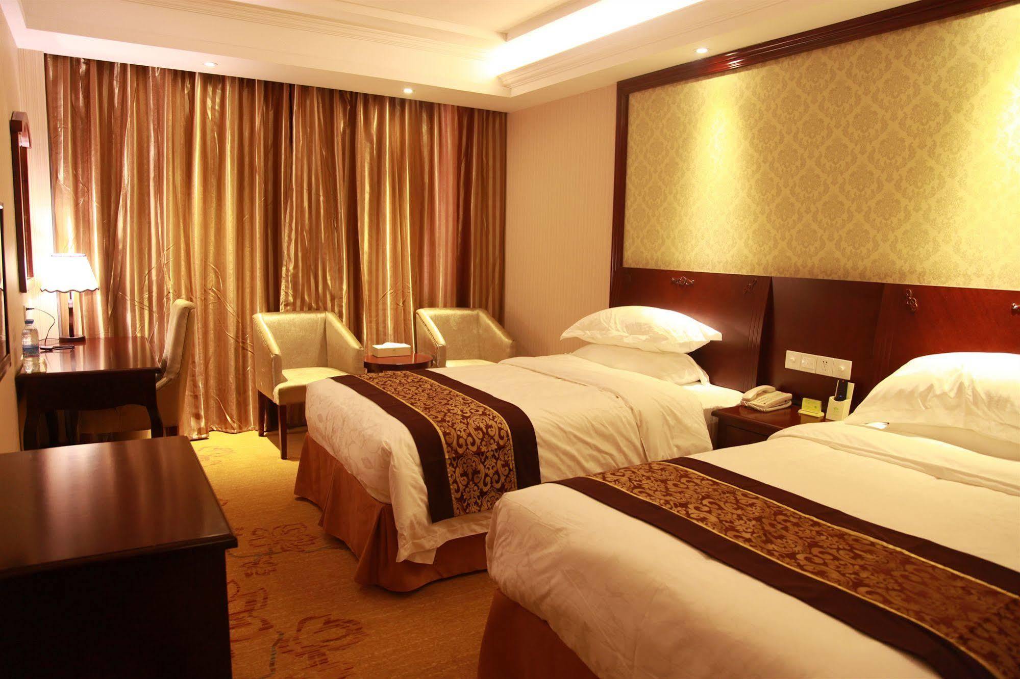 Vienna Hotel Shanghai Pudong Airport Esterno foto